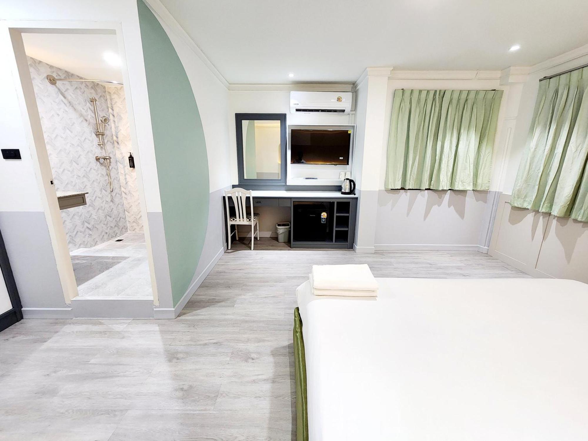 Seatel Phuket, Patong Beach מראה חיצוני תמונה