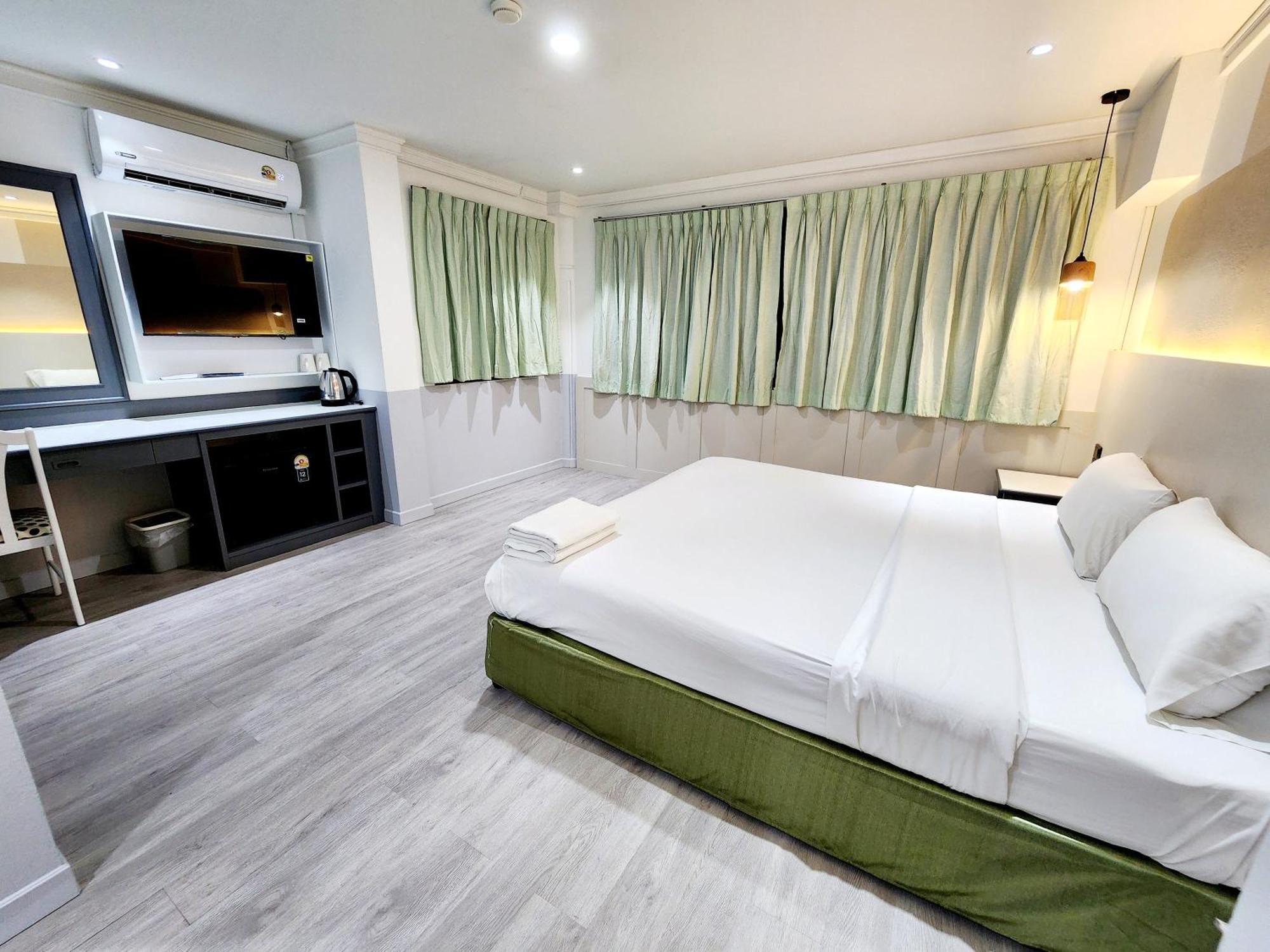 Seatel Phuket, Patong Beach מראה חיצוני תמונה