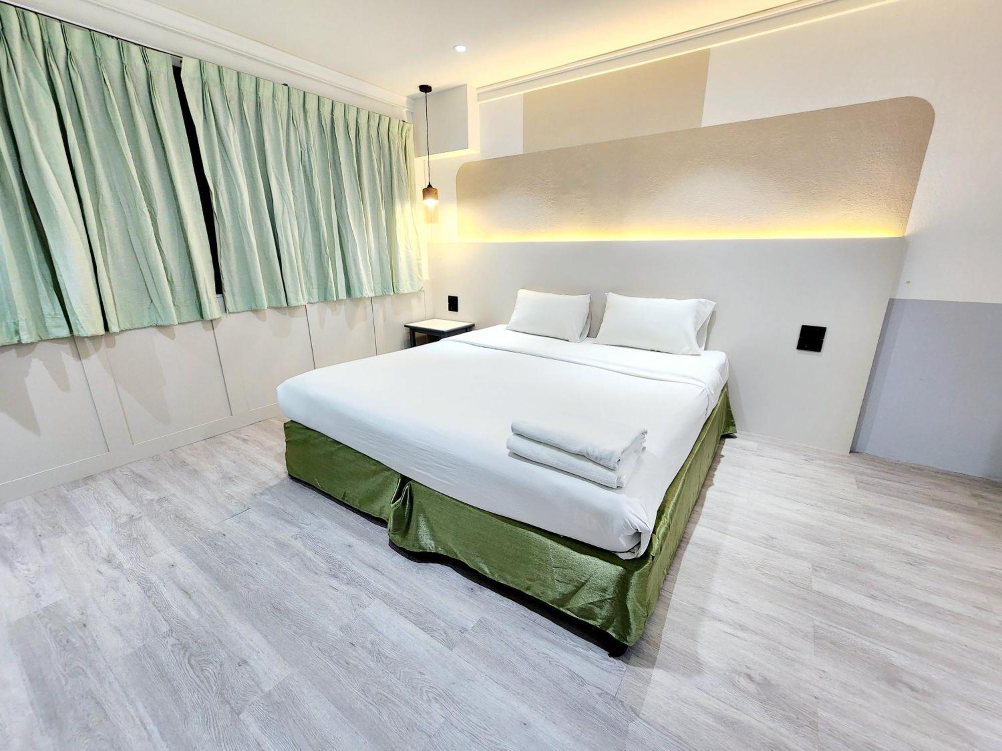 Seatel Phuket, Patong Beach מראה חיצוני תמונה