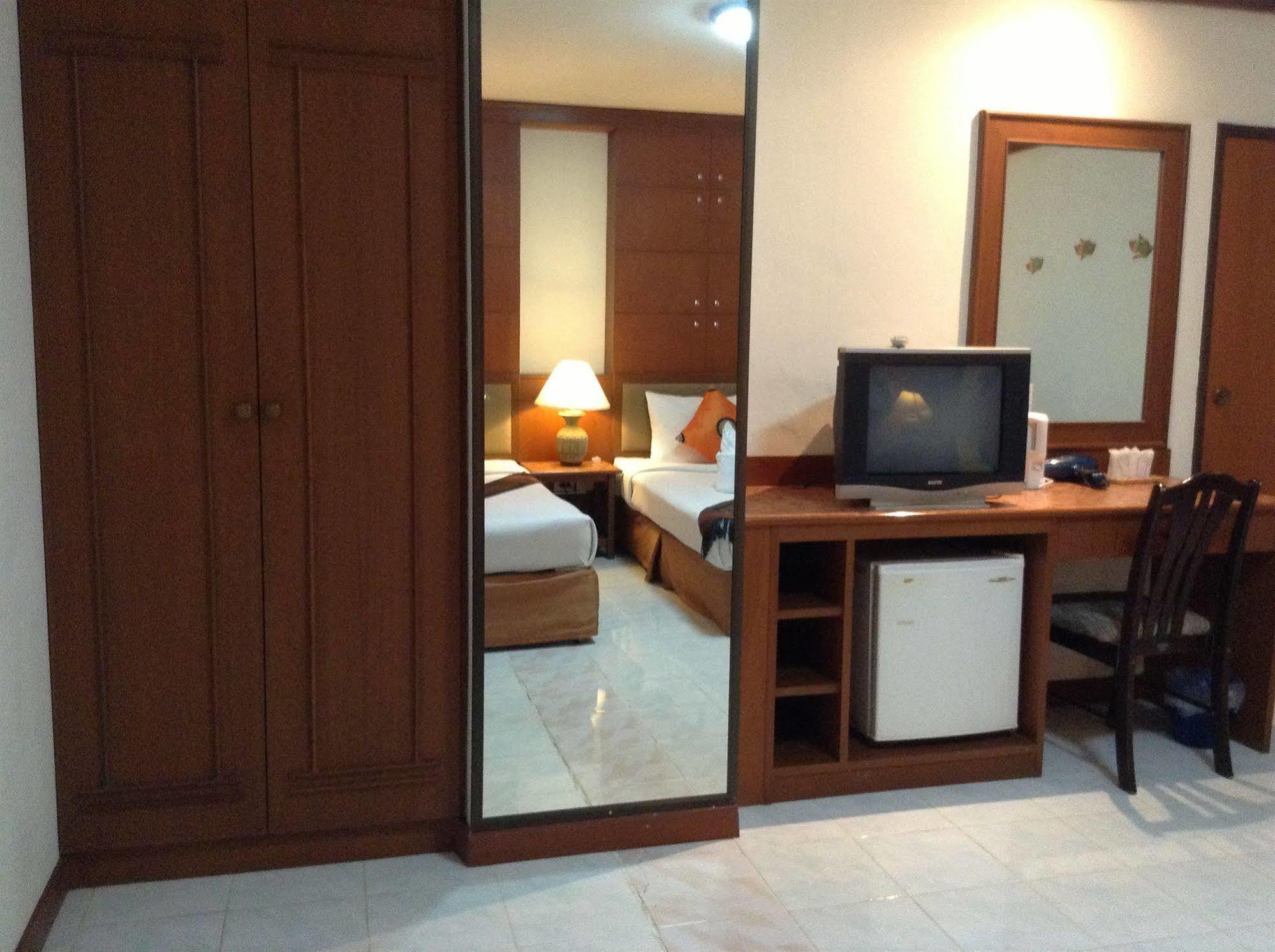Seatel Phuket, Patong Beach מראה חיצוני תמונה